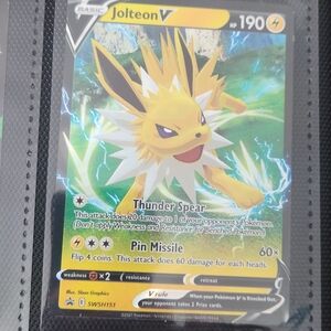 Pokémon Trading Cards Set of 9 Eeveeloutions